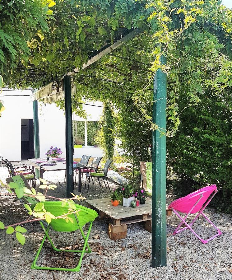 Agathe Et Titi Bed and Breakfast Marigny-les-Reullee Buitenkant foto